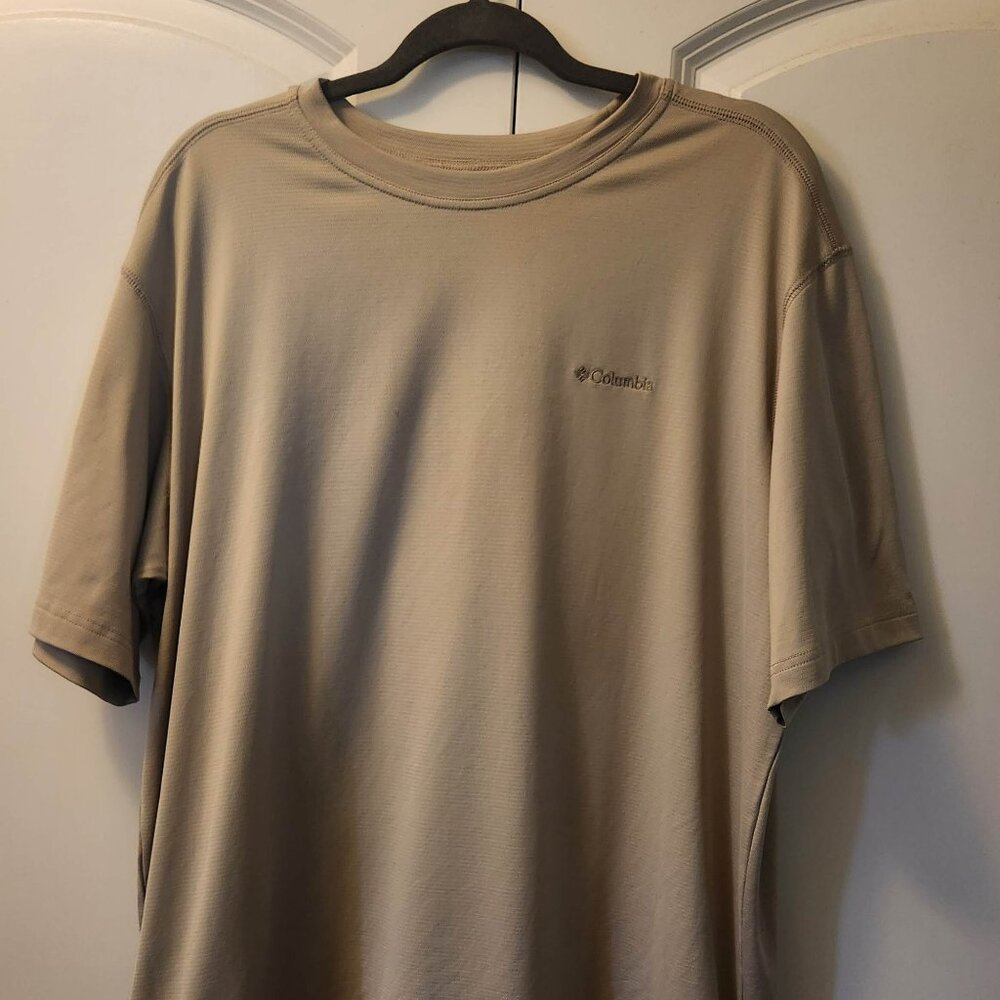 Columbia Men’s Performance T-Shirt XL Tan Beige Omni-Wick Quick Dry